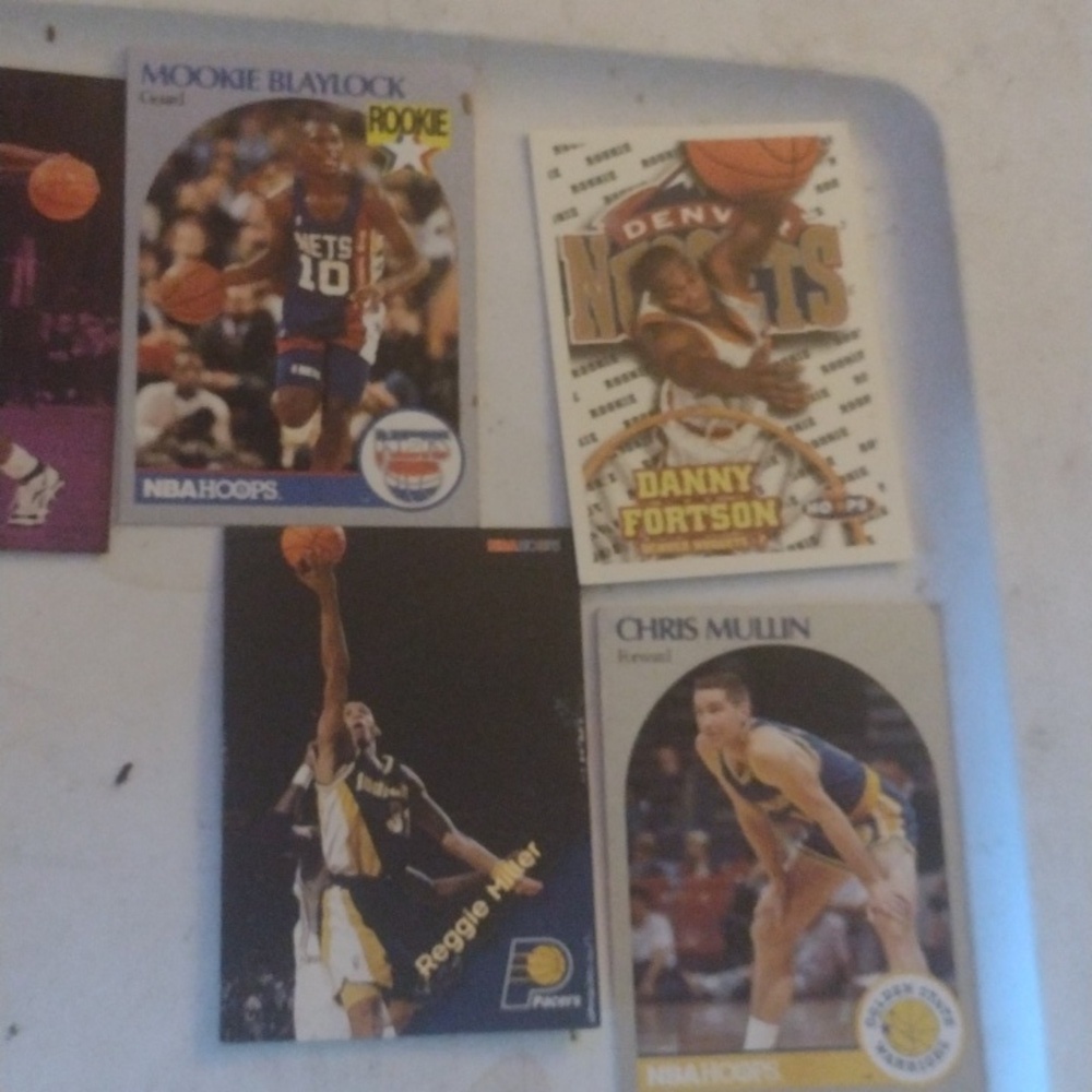 Assorted Basketball Trading Cards Collection - Picture 5 of 6